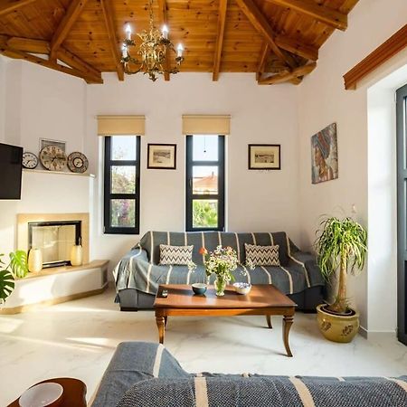 Mani Stone Built Home A Breath Away To The Sea Στούπα Εξωτερικό φωτογραφία