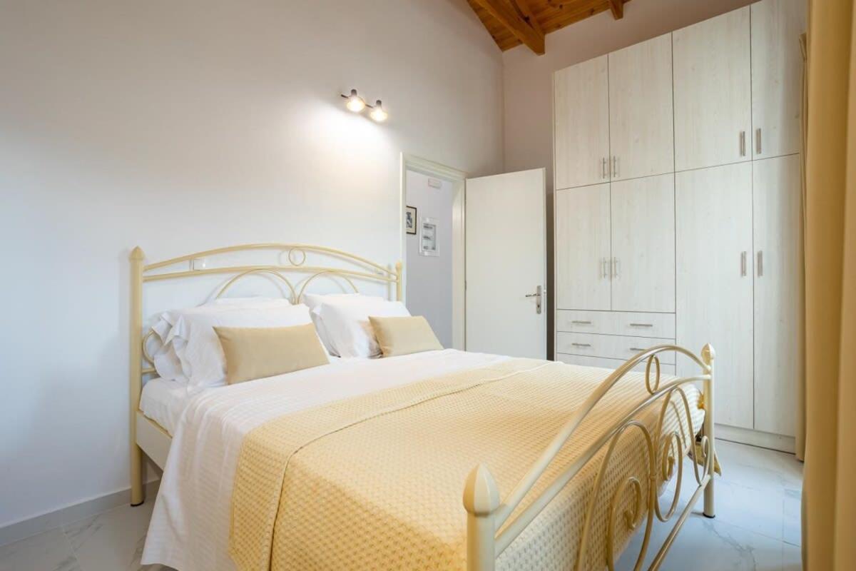 Mani Stone Built Home A Breath Away To The Sea Στούπα Εξωτερικό φωτογραφία